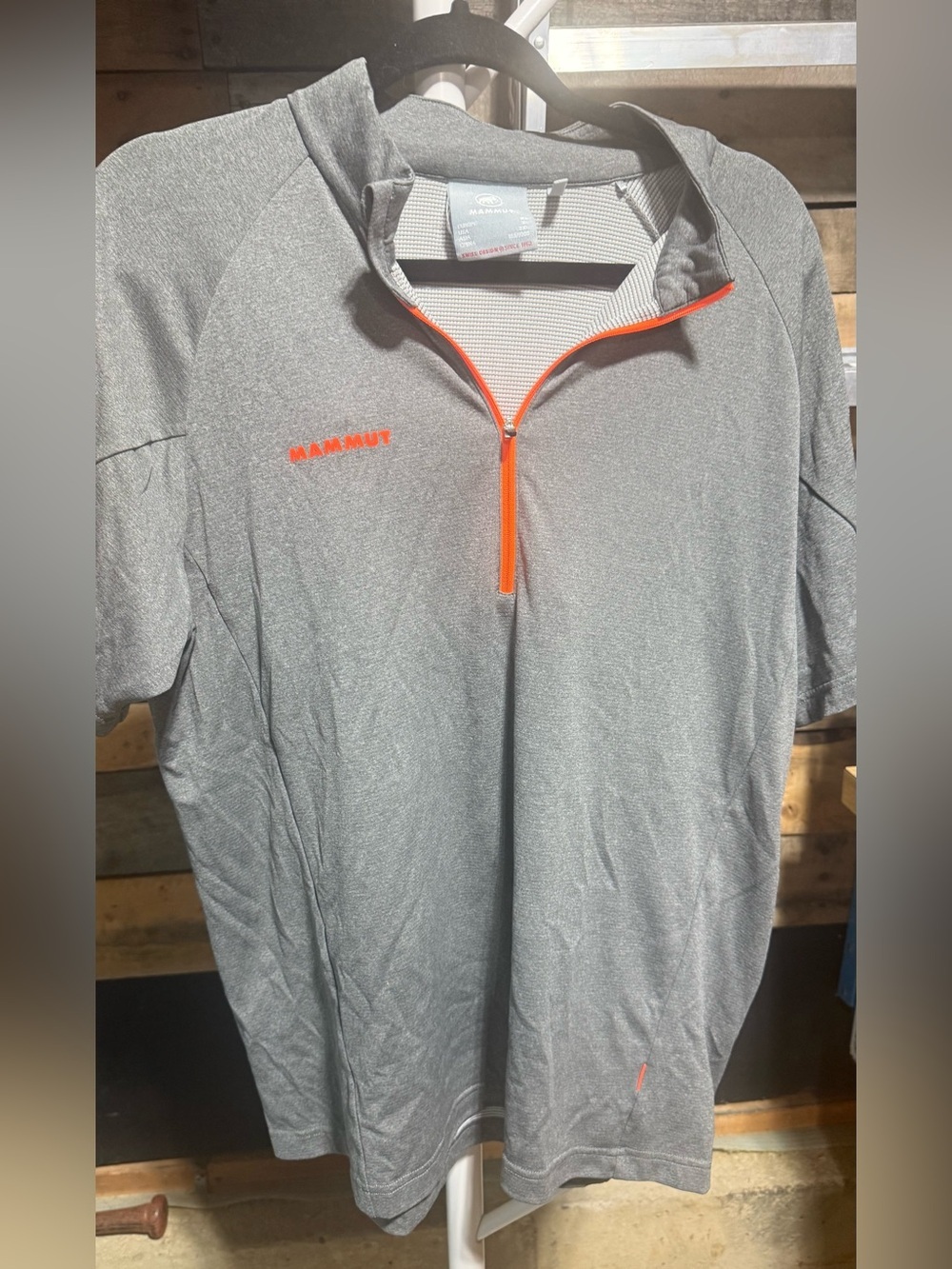 Mammut Mens XL Gray Polo Performance Hiking T-Shirt Raglan Sleeve Orange Tee